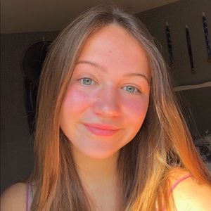 Meet your Posher, Mallory